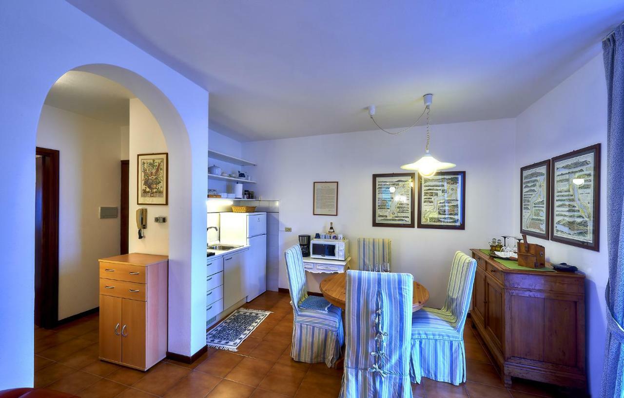 Casa Balcony Apartment Varenna Bagian luar foto